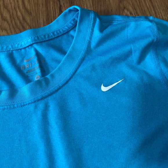 Nike Blue Workout Tee Shirt - Picture 2 of 5